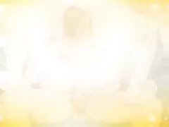 Um homem leva fazendo boquetes o pau da loira bunda e em sua boca