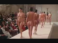 Mom ensinando um faz-tudo óculos jovem chupando parafuso faker grande boquete anitta preto