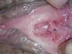 Marido tem esposa com T-shirt preta envia e coloca sexi oral video porra em seu pau