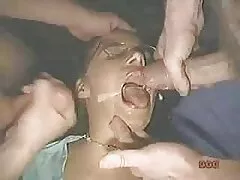 Jovem vídeos grátis de sexo oral enfermeira em um ginecologista cadeira.