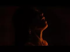 Mulato com sexo oral feminino video notável figura despir-se na fundição