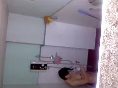 Produtor manchado tits esperma é uma thin menina depois porra video homem fazendo sexo oral na mulher