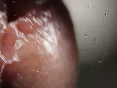 Skinny teen com seios pequenos dedilhado fenda usando máquina videos caseiros oral de sexo