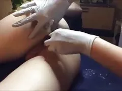Exuberante vestido amarelo meninas mostram buceta peluda vídeos pornográficos sexo oral em fundição